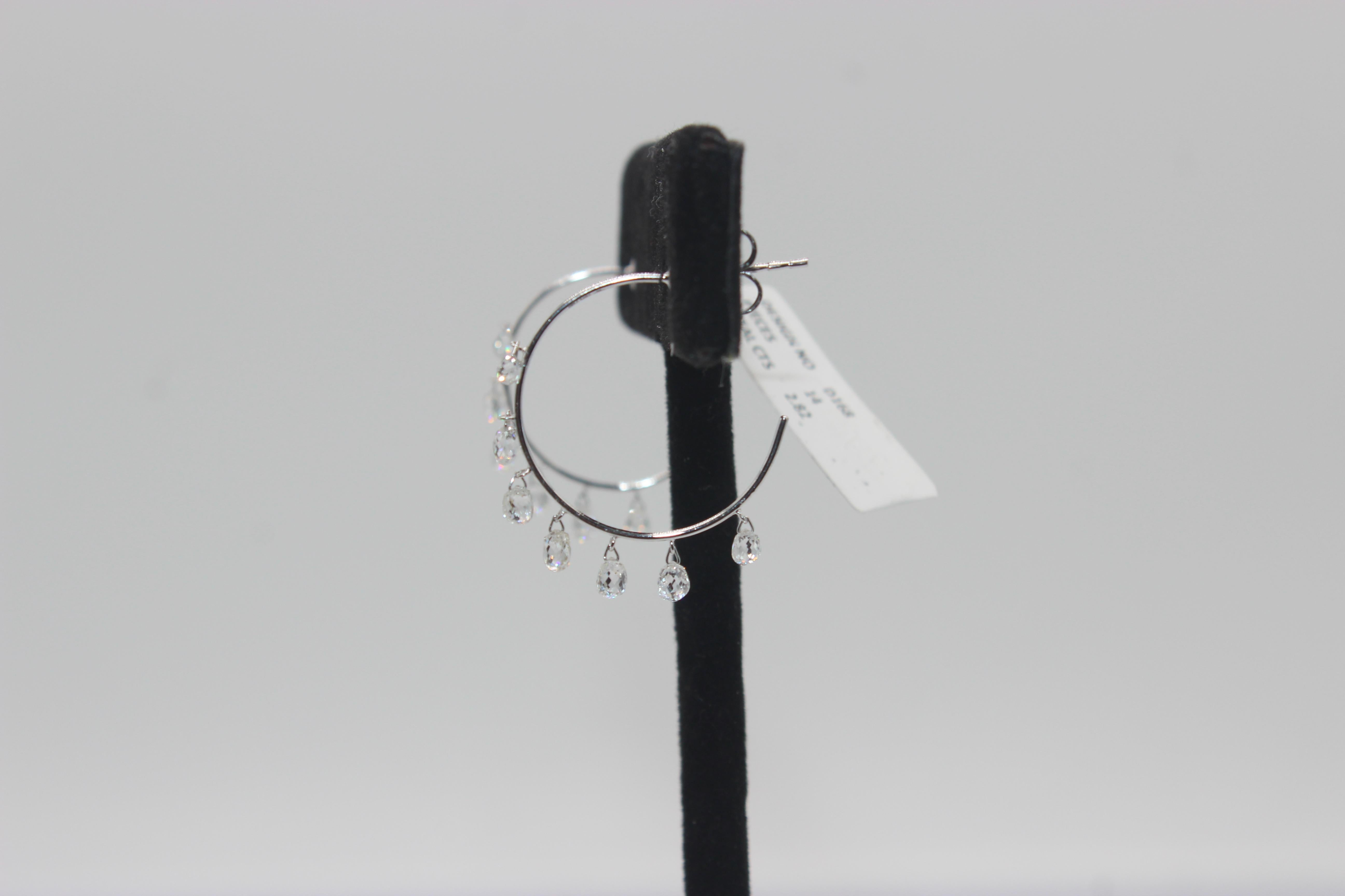 PANIM Pendientes de aro de oro blanco de 18 quilates con briolette de diamantes de 2,82 quilates Moderno en venta