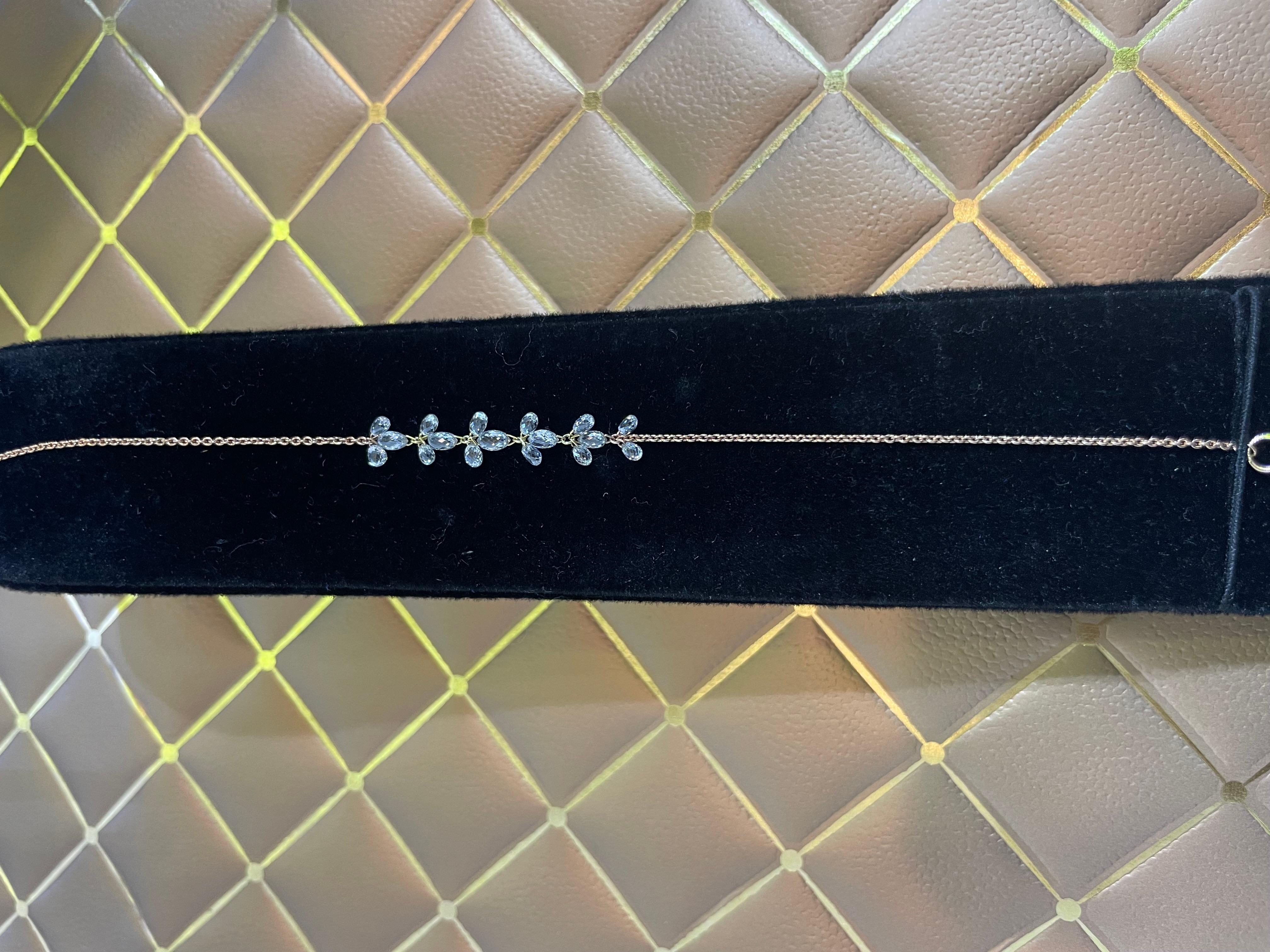 Modern PANIM Diamond Briolette Floral Bracelet in 18K Rose Gold For Sale