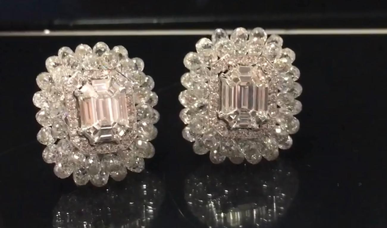 PANIM Diamond Briolette & Illusion 18K White Gold Stud Earrings In New Condition For Sale In Tsim Sha Tsui, Hong Kong