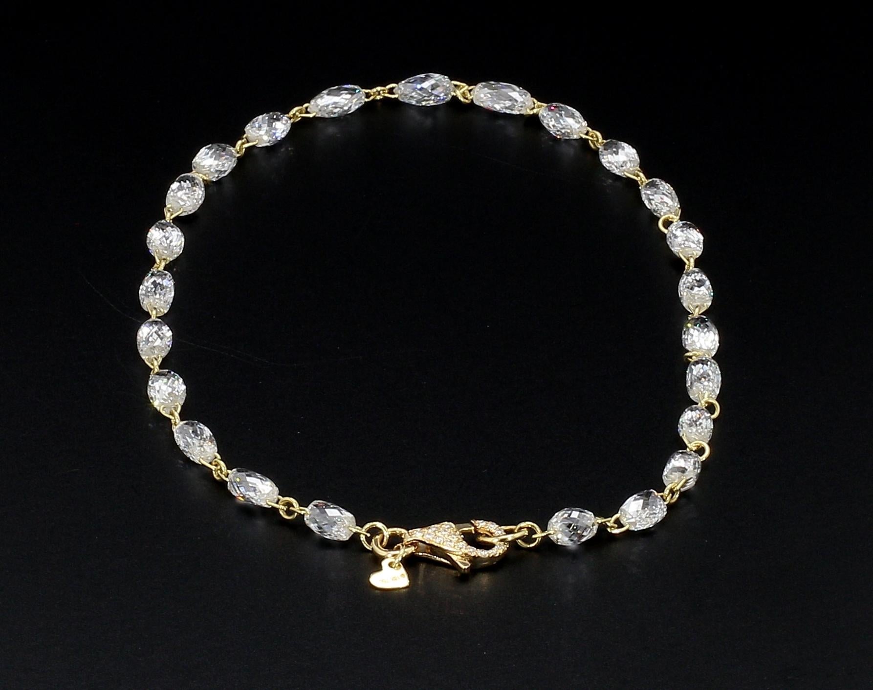 Edwardian PANIM Diamond Briolette Link Chain 18 Karat Yellow Gold Bracelet For Sale