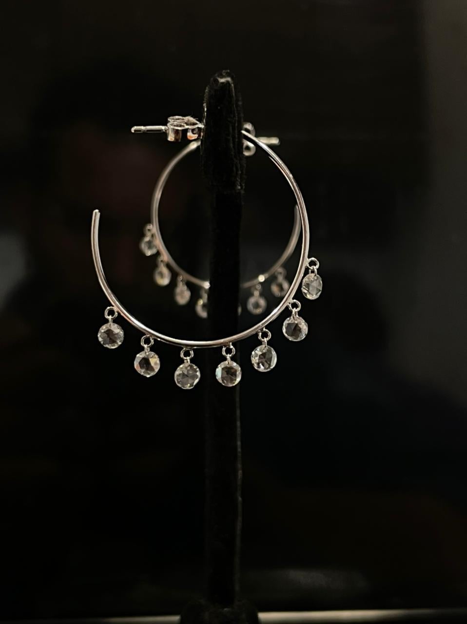 PANIM Boucles d'oreilles créoles en or blanc 18 carats avec diamants taille rose en vente 2