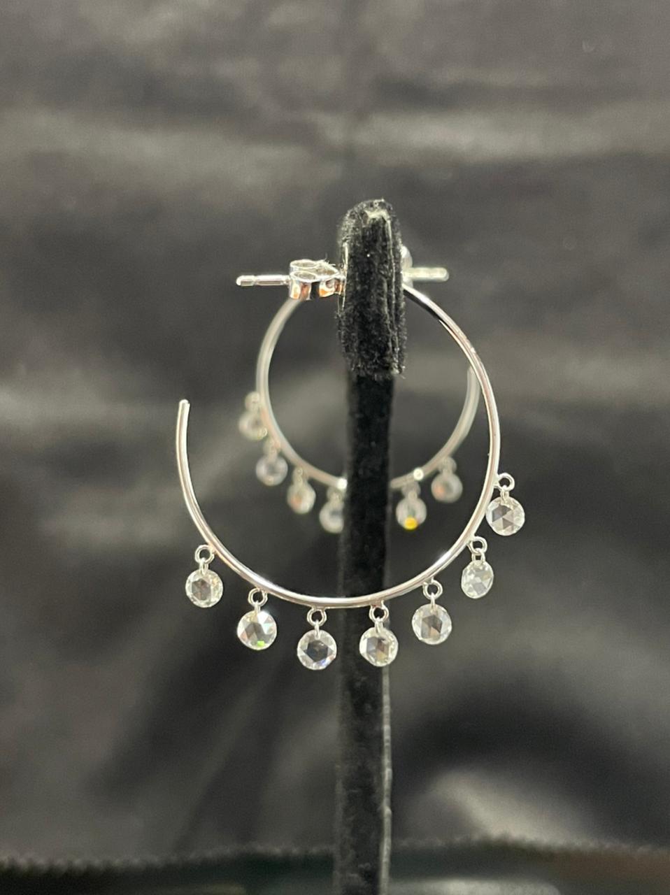 PANIM Boucles d'oreilles créoles en or blanc 18 carats avec diamants taille rose en vente 3