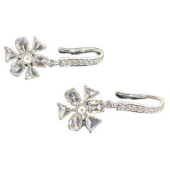 PANIM Boucles d'oreilles pendantes à fleurs en diamants taille en rose et diamants taille portrait