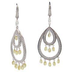 PANIM Orecchini pendenti con diamanti a briolette fantasia in oro bianco 18 carati