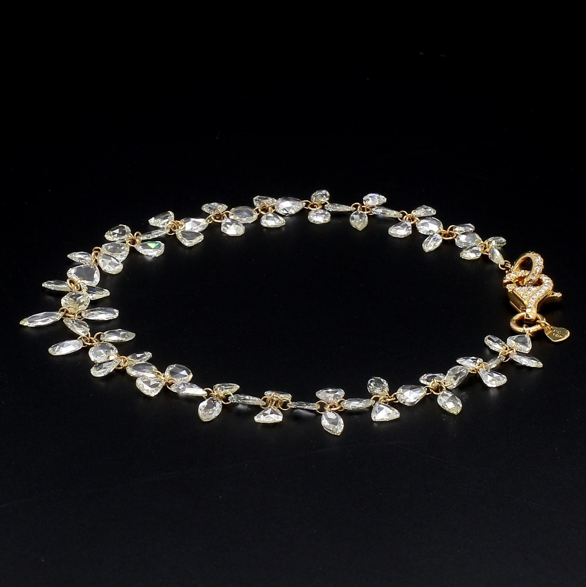 PANIM Bracelet à fleurs en or jaune 18 carats avec diamants taille en rose Neuf - En vente à Tsim Sha Tsui, Hong Kong