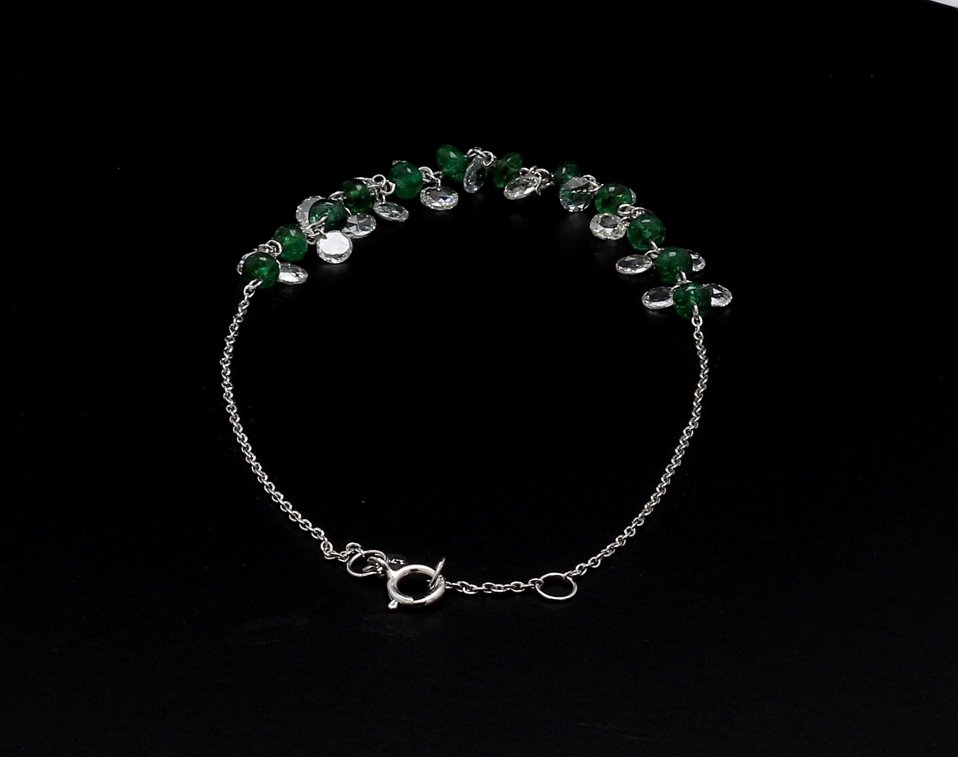 Modern PANIM Rose Cut Diamond and Emerald Dangling Bracelet in 18 Karat White Gold For Sale