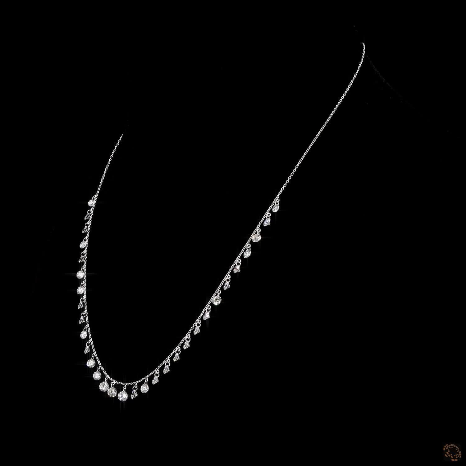 PANIM Round Dangling Necklace in 18K White Gold In New Condition For Sale In Tsim Sha Tsui, Hong Kong