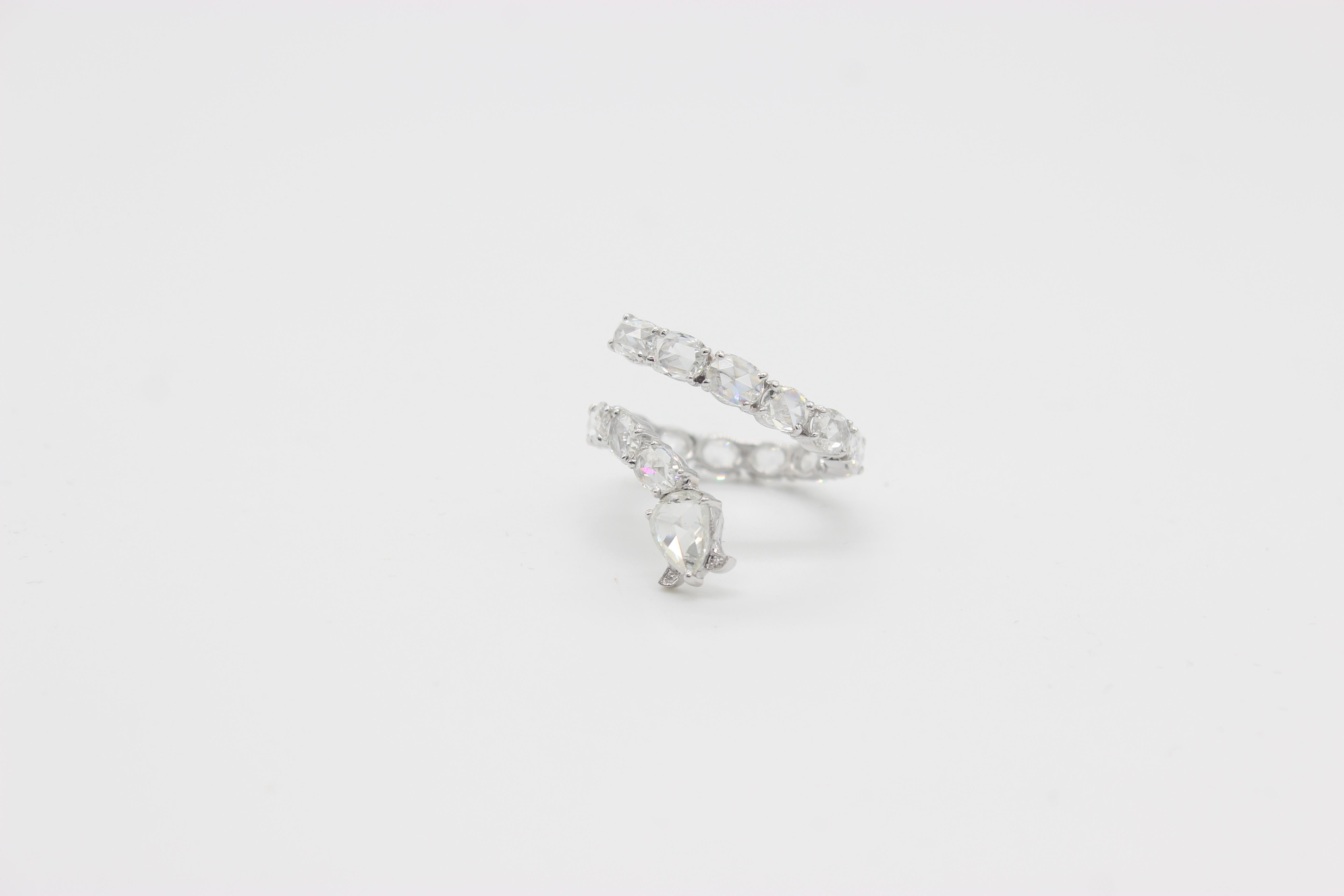 Modern PANIM Serpenti 18 Karat White Gold Diamond Rosecut Ring For Sale
