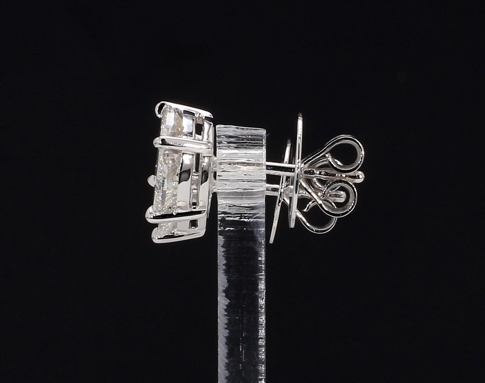 Modern Panim Signature Round Illusion Diamond 18K White Gold Stud Earrings For Sale