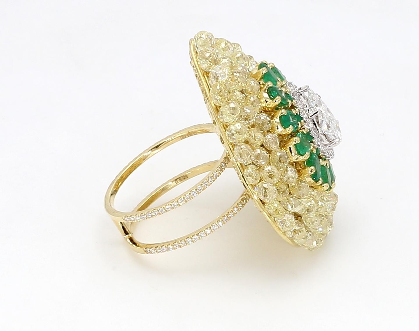 PANIM Yellow Briolette & Pear Shape Illusion Diamond Ring in 18k Yellow Gold In New Condition In Tsim Sha Tsui, Hong Kong