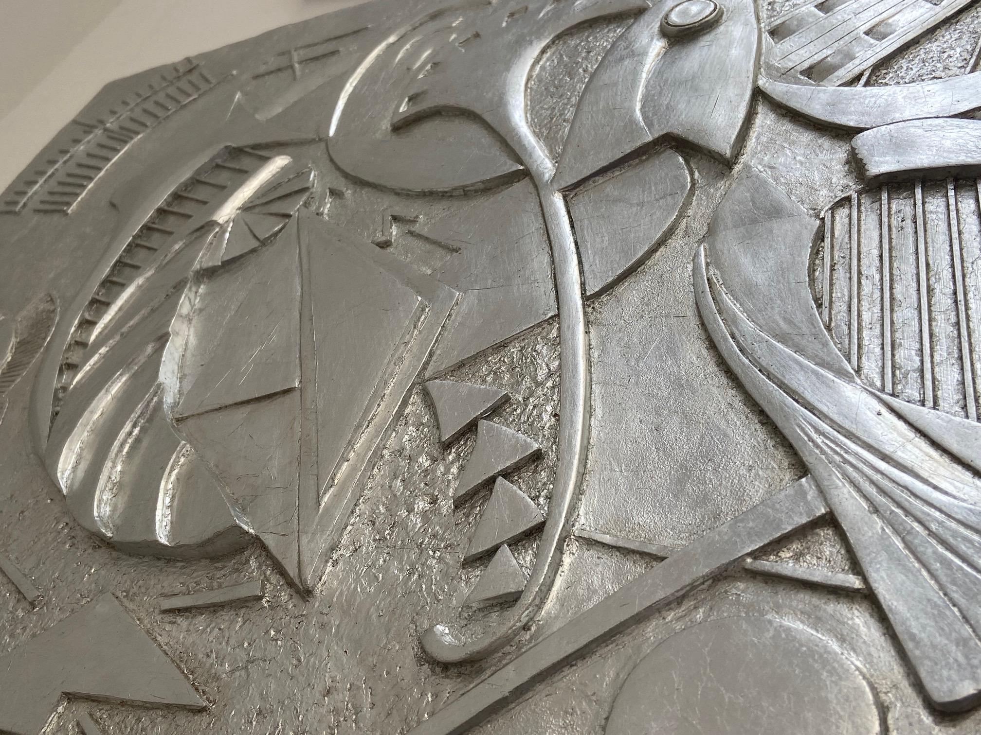 Silberfarbenes Wandpaneel mit Flachrelief, handgefertigt in Italien von Cupioli (Zeitgenössisch) im Angebot