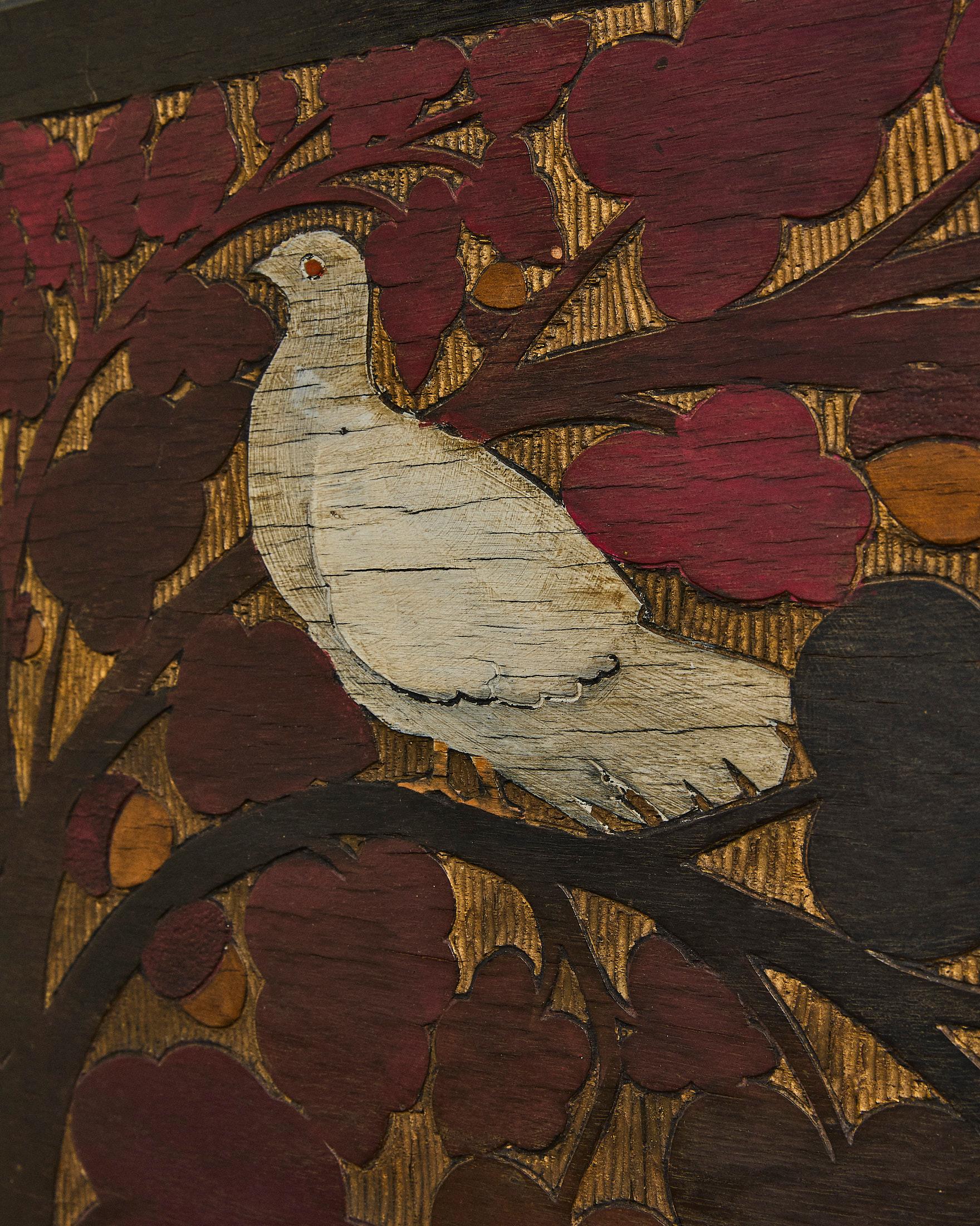 Pannello in legno con colombe, Gino Maggioni per Atelier di Varedo, Italien, 1920 (Geschnitzt) im Angebot