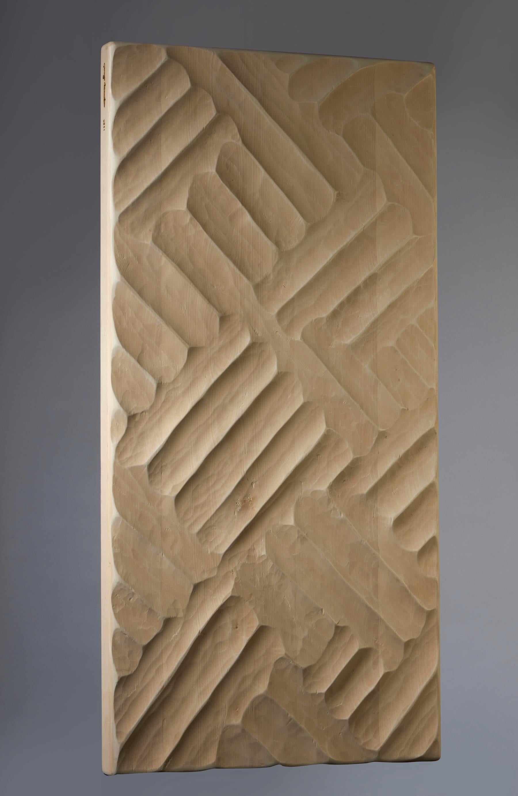 Giuseppe Rivadossi (Nave, July 8, 1935)

Carved panel, 2011

Dimensions: 59.2 x 120 x 5.5 cm

With this panel  hand-carved Master Giuseppe Rivadossi created, repeating in form and quality of execution the ornamentation technique  used by him for the