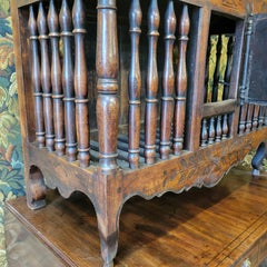 Pannetiere (bread box)