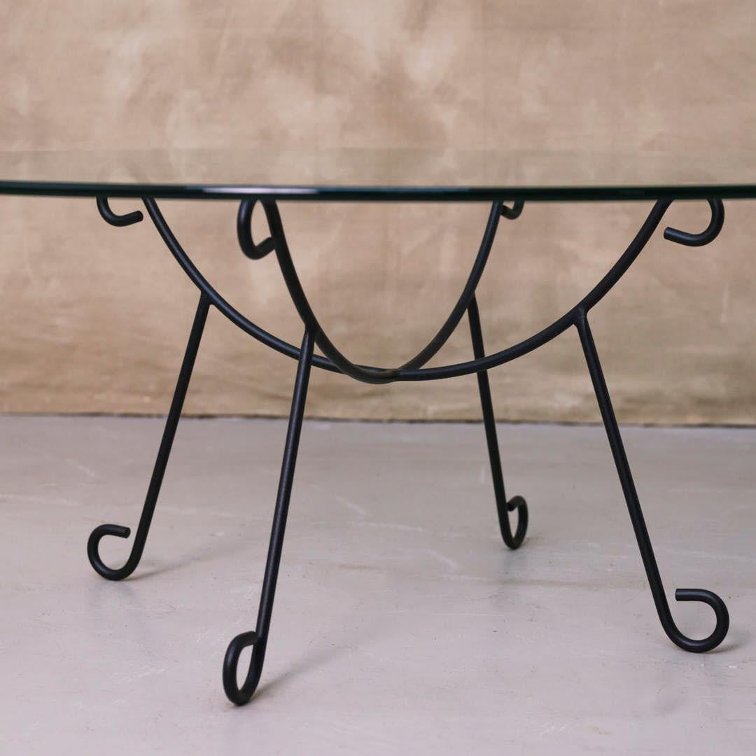 Mesa baja con arco de hierro Panoplie en venta 1