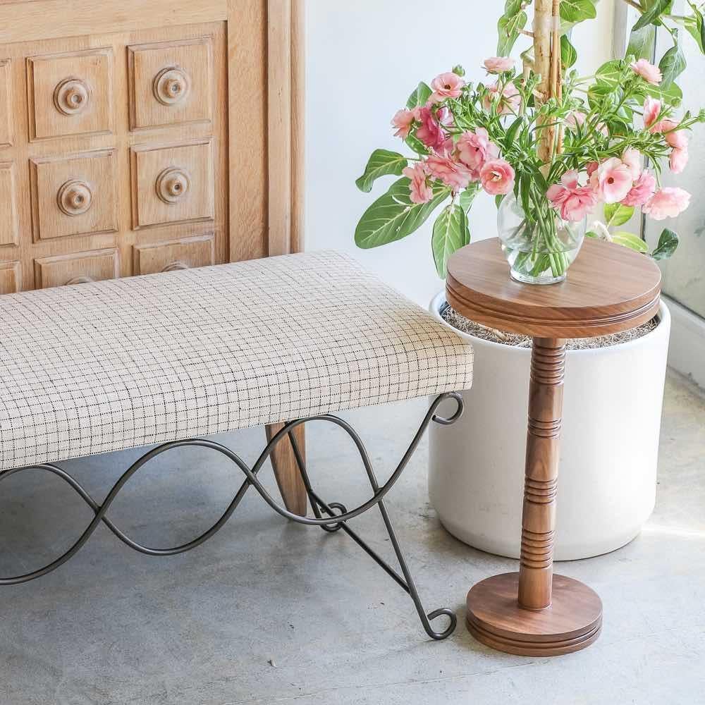 American Panoplie Iron Double Loop Bench, Linen Check For Sale