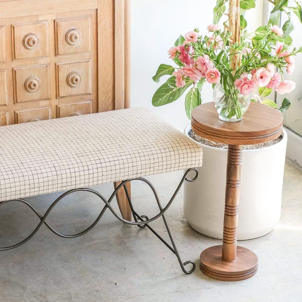 American Panoplie Iron Double Loop Bench, Linen Check For Sale