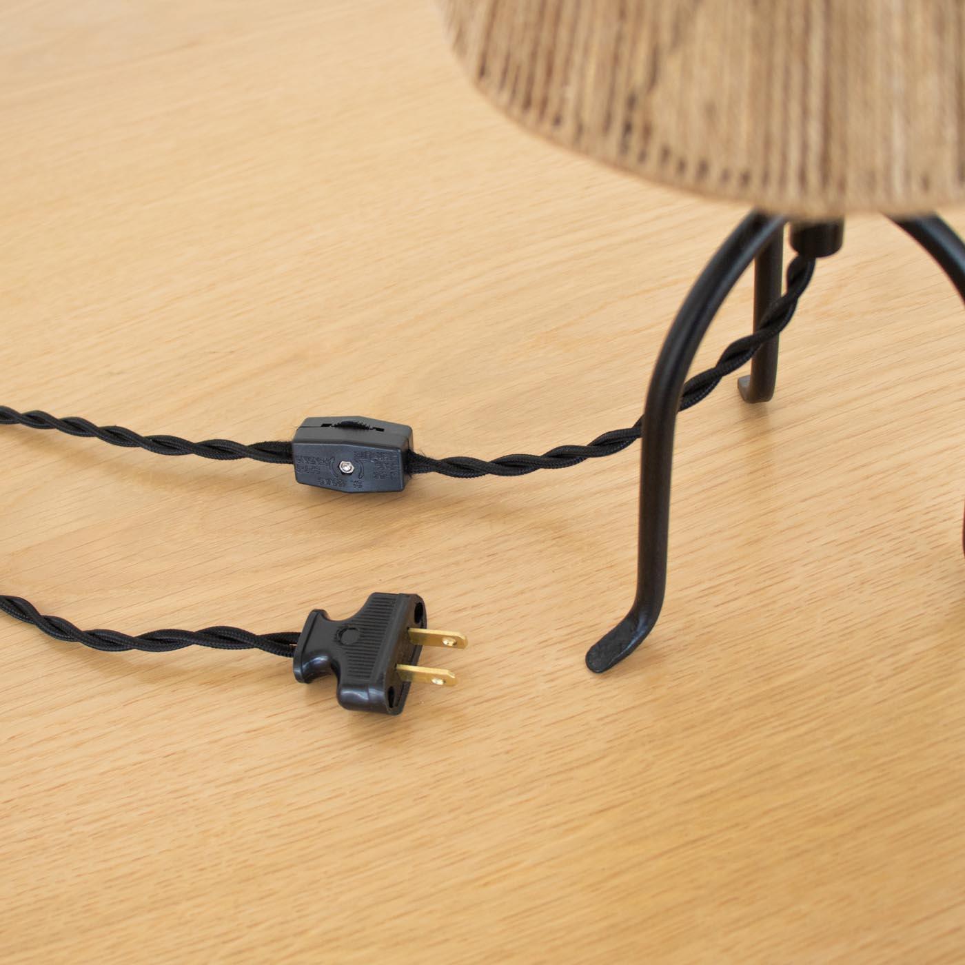 Panoplie Petite Iron Tripod Lamp, Rope Shade For Sale 5