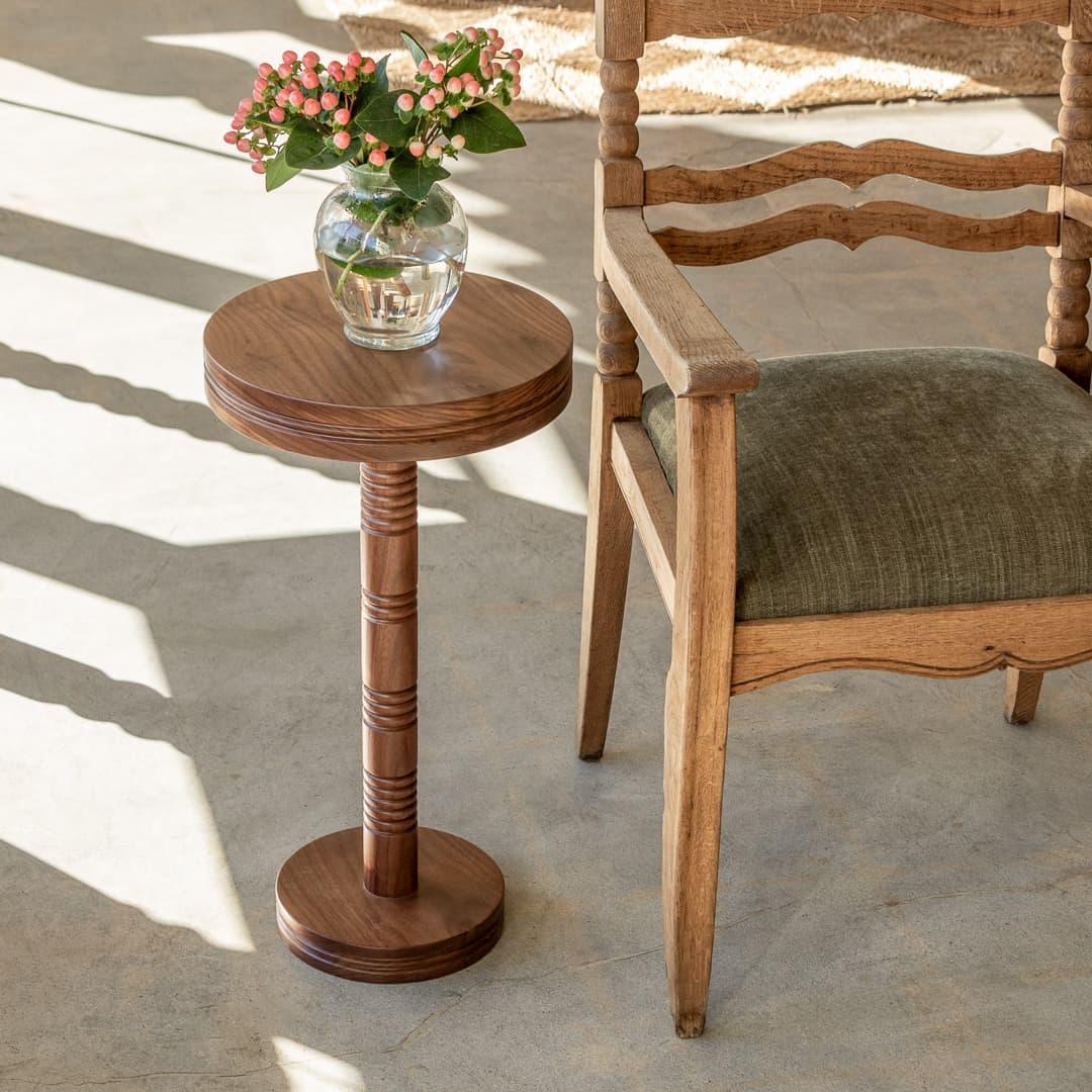 small round drinks table