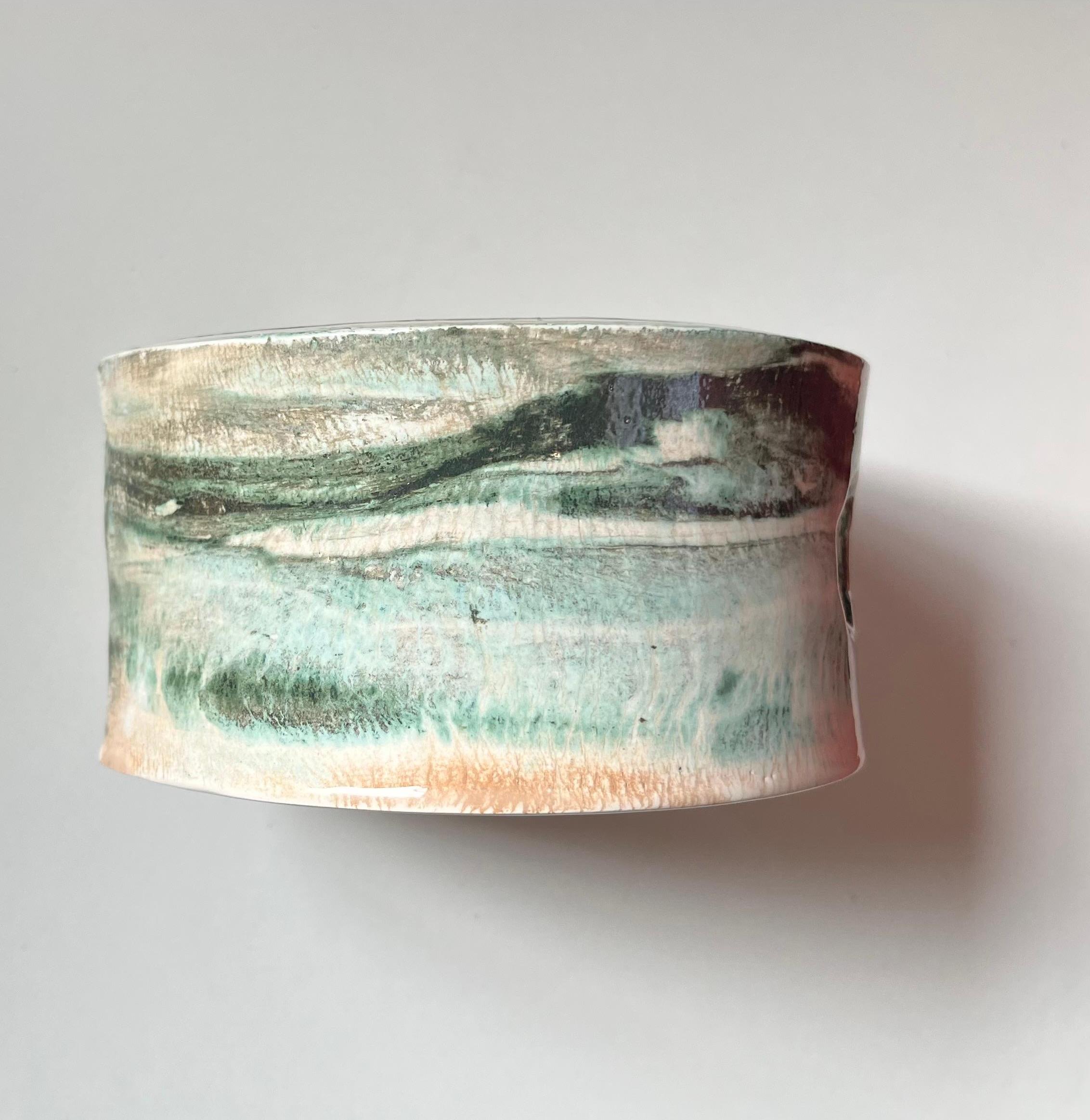 Hand-Crafted PANTA REI . (non)vaso cerchio  in ceramica con argille recuperate For Sale