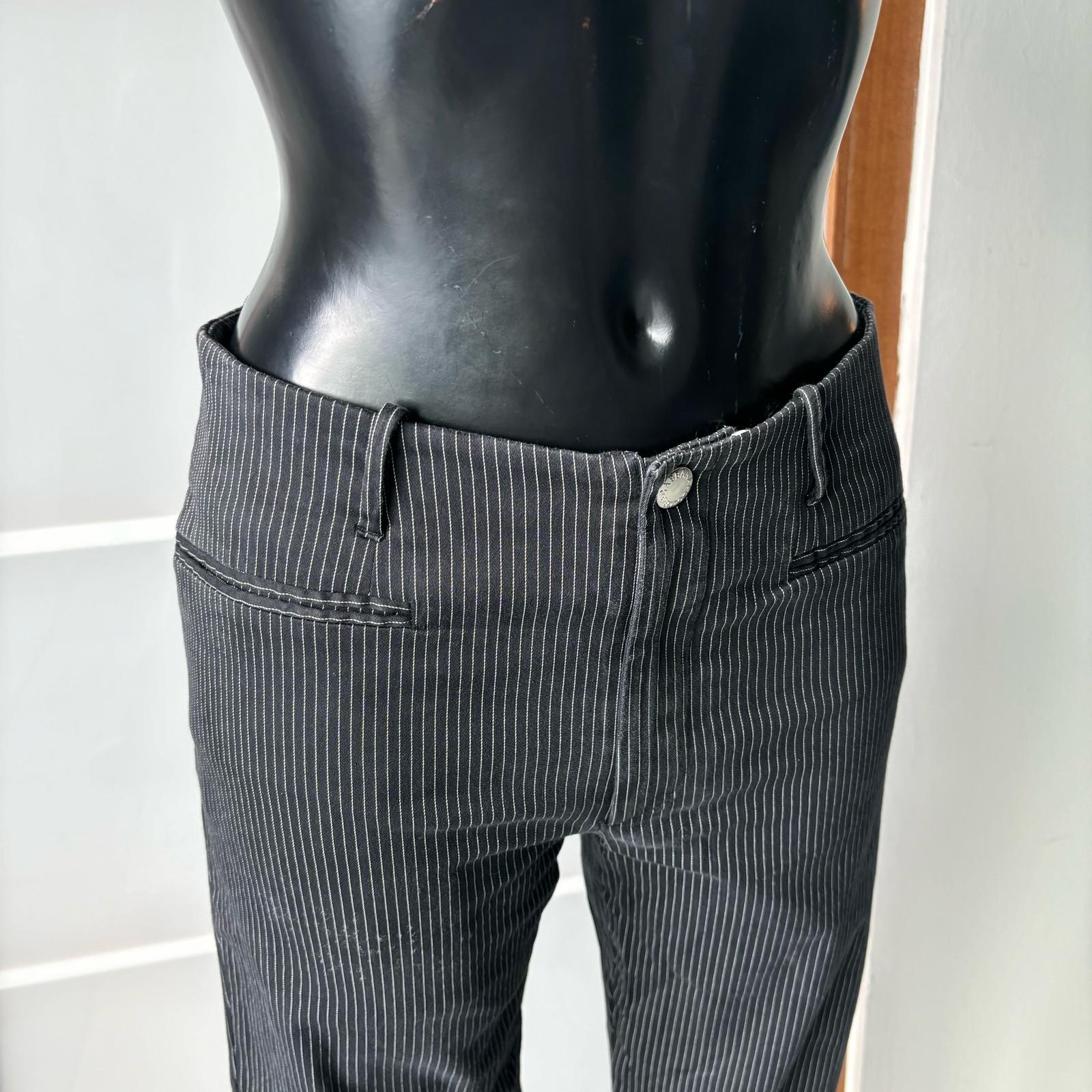 Pantalon à pinces Dolce & Gabbana  en très bon état en vente 1