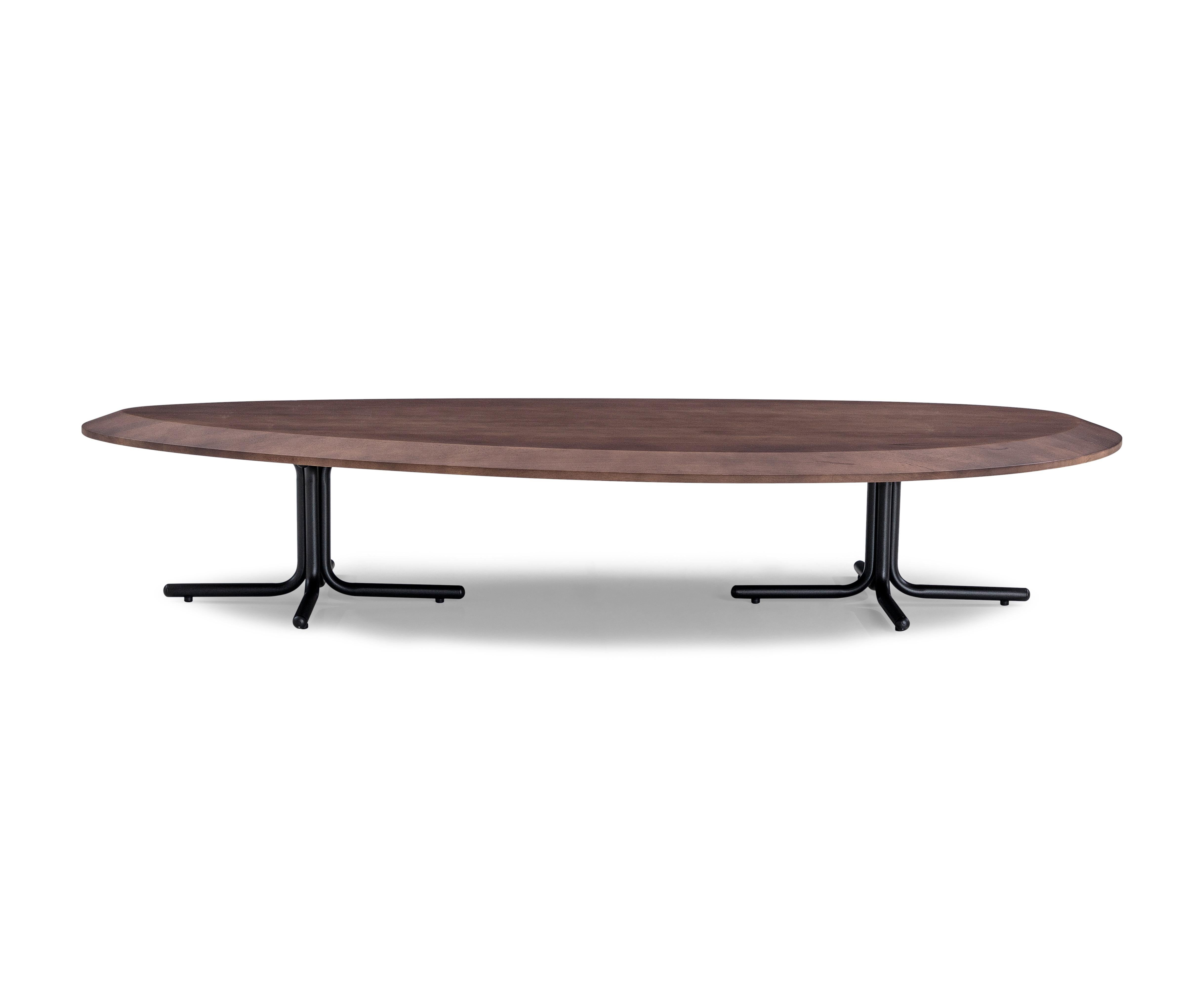 Pante Coffee Table in Walnut Wood Finish and Black Legs, Set of 4 For Sale 3