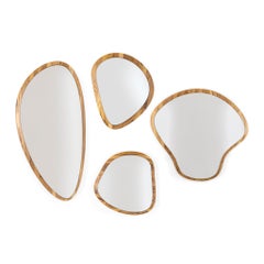 Customizable Teak Mirror with 22-Inch Organic Design - Pantê Collection