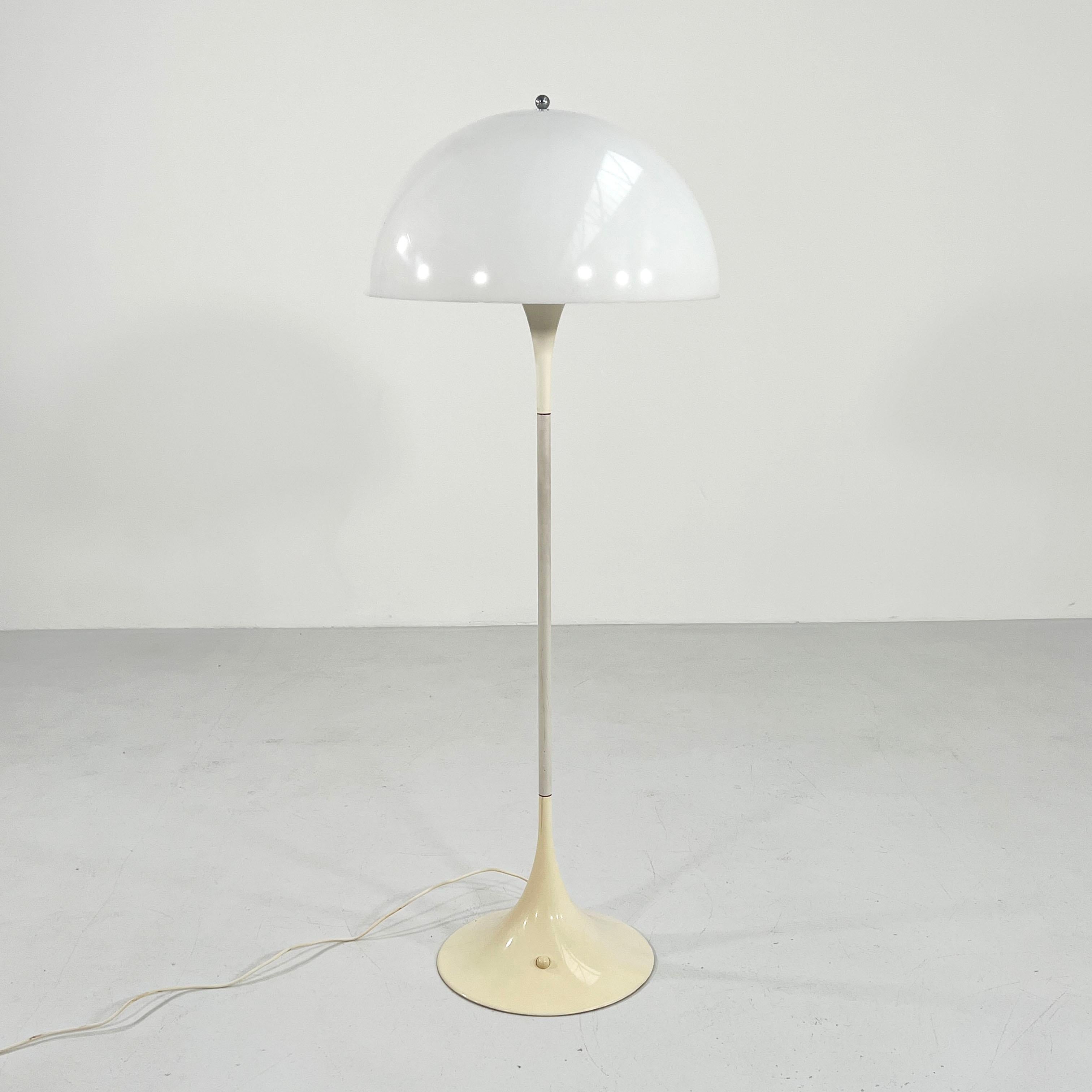 Panthella Floor Lamp by Verner Panton for Louis Poulsen, 1970s In Good Condition In Ixelles, Bruxelles