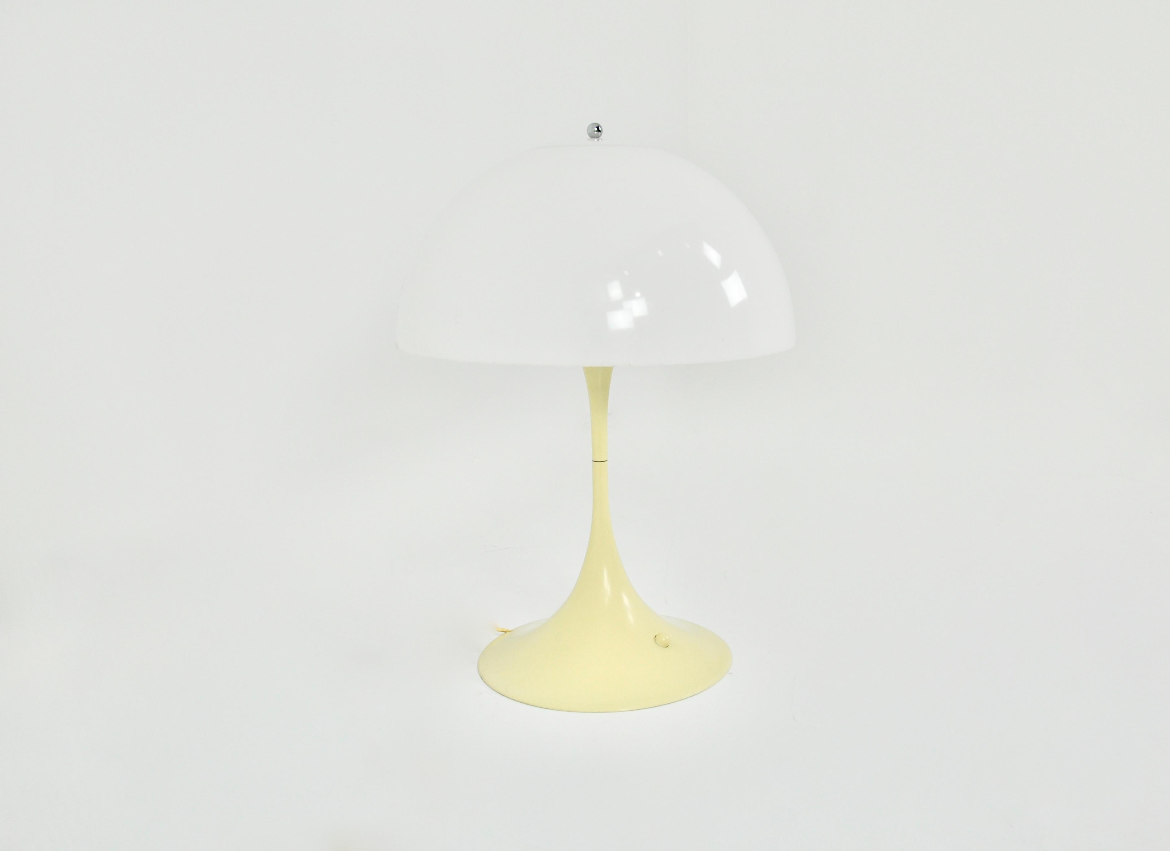Lampe de table Panthella de Verner Panton pour Louis Poulsen, 1970 Bon état - En vente à Lasne, BE