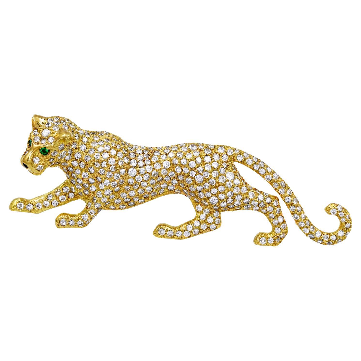 Pantherbrosche aus 18 Karat Gelbgold  im Angebot