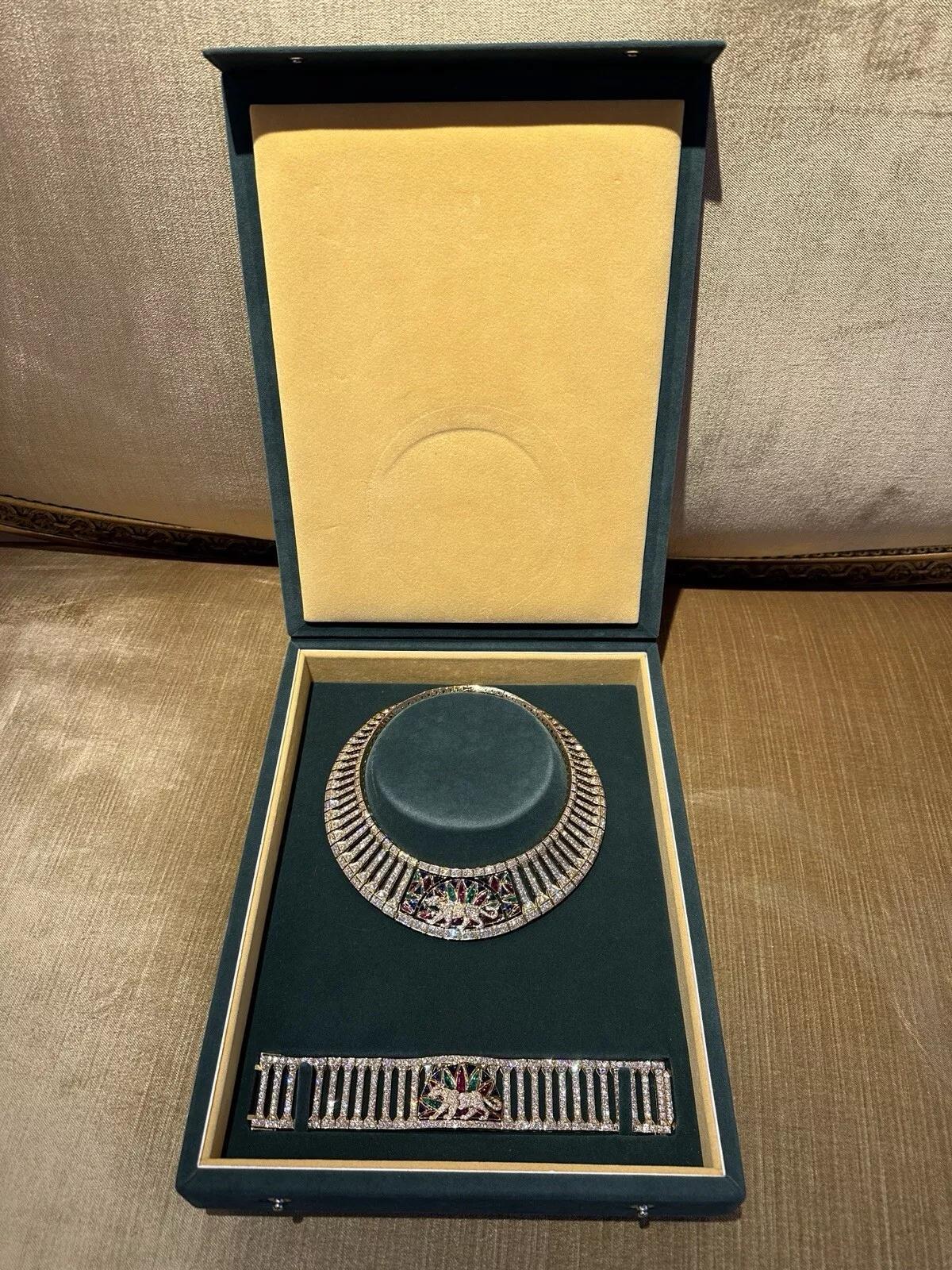 Panther Diamond and Colored Stone Collar Necklace & Bracelet Set 18k Yellow Gold 5