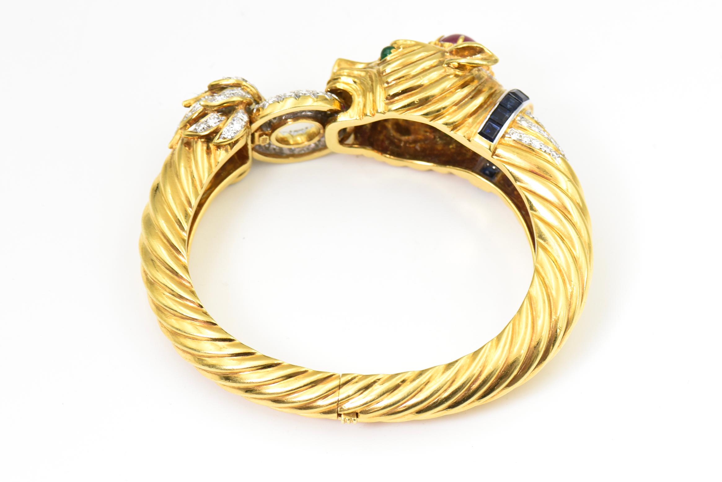 Pantera Diamante Rubí Esmeralda y Zafiro Pulsera de Oro en venta 4