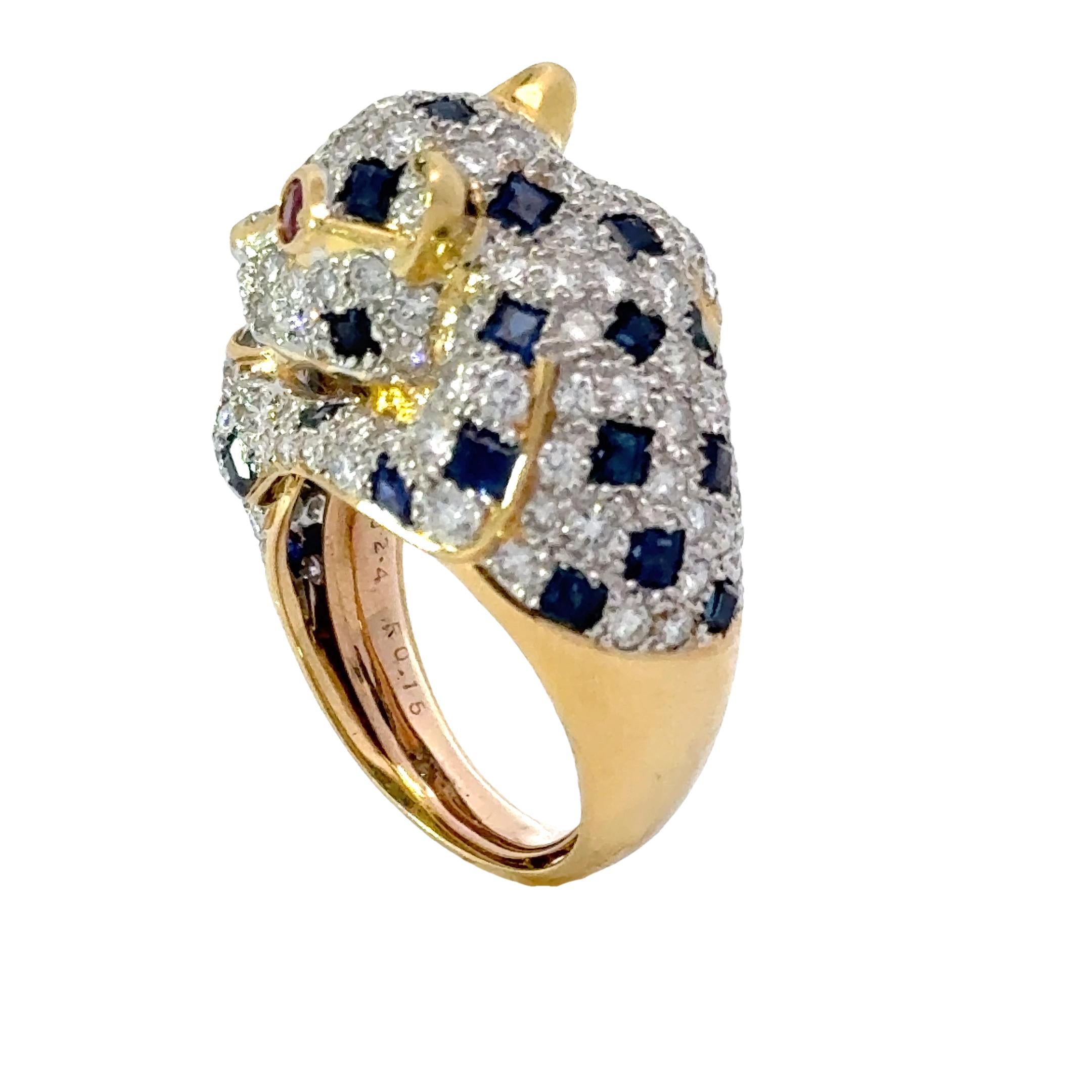 Panther Diamond Sapphire and Ruby 18K Yellow Gold Ring In Good Condition In Derby, NY