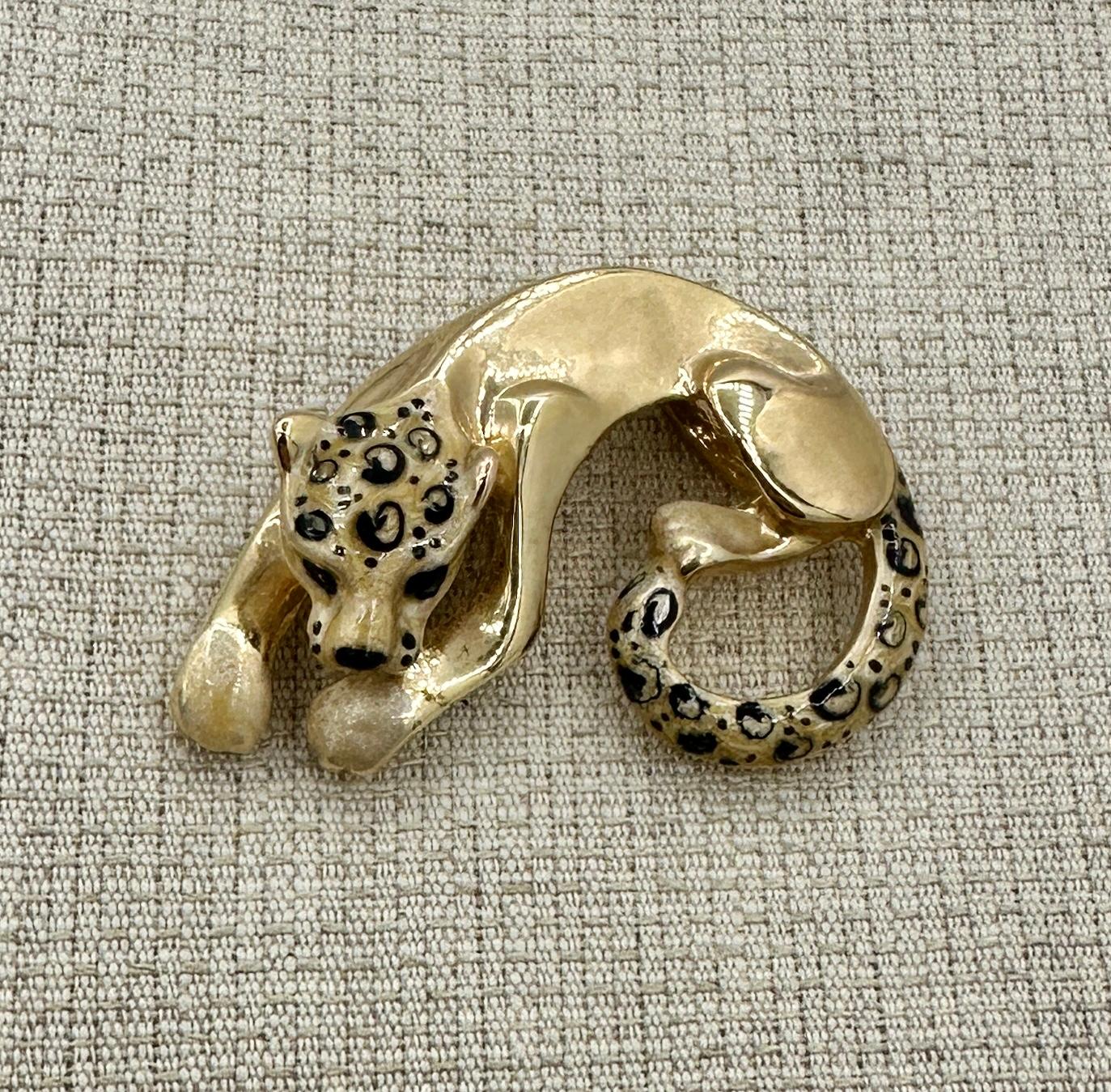 Pantera Leopardo Ghepardo Collana con ciondolo smaltato in oro 14 carati stile Cartier In condizioni ottime in vendita a New York, NY
