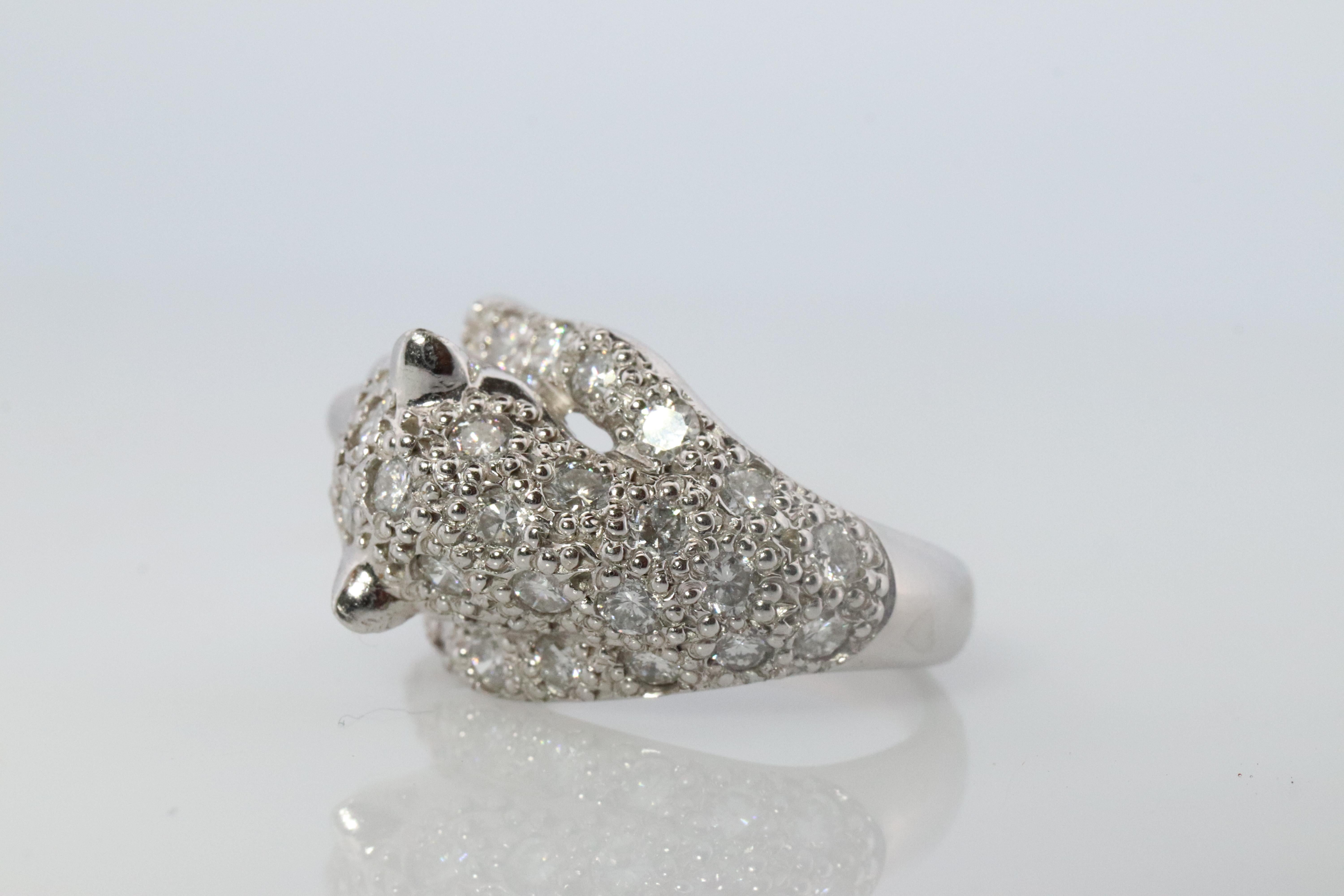 Bague Panthère léopard Jaguar Cheetah en platine. Bandeau incrusté de diamants. en vente 2