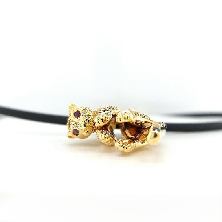 18 kt Panther Pendant with Diamonds, Sapphire, Ruby For Sale 2