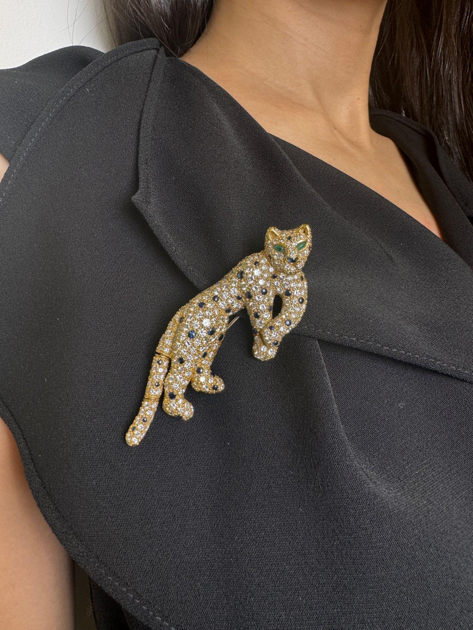 Women's or Men's 18K Yellow Gold Diamond, Sapphire, and Emerald Panther Brooch For Sale