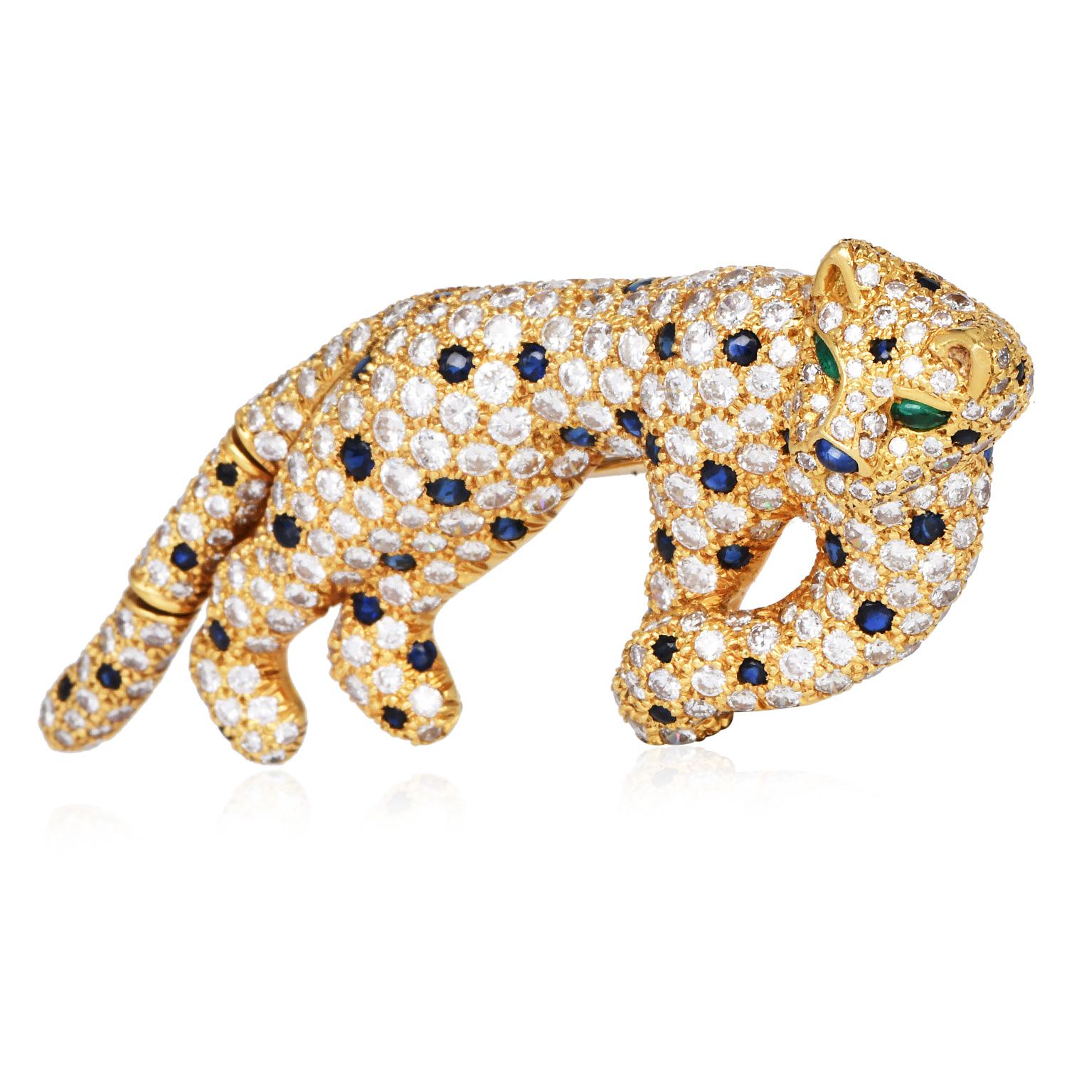Rétro Pantera Zaffiro Diamante Smeraldo Spilla per gatti in oro 18 carati in vendita