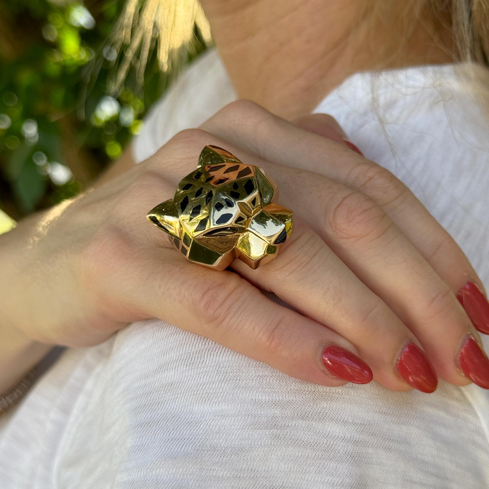 Panthère de Cartier Or jaune 18 carats Laque noire Bague Péridot Taille 53 I&P Pour femmes en vente