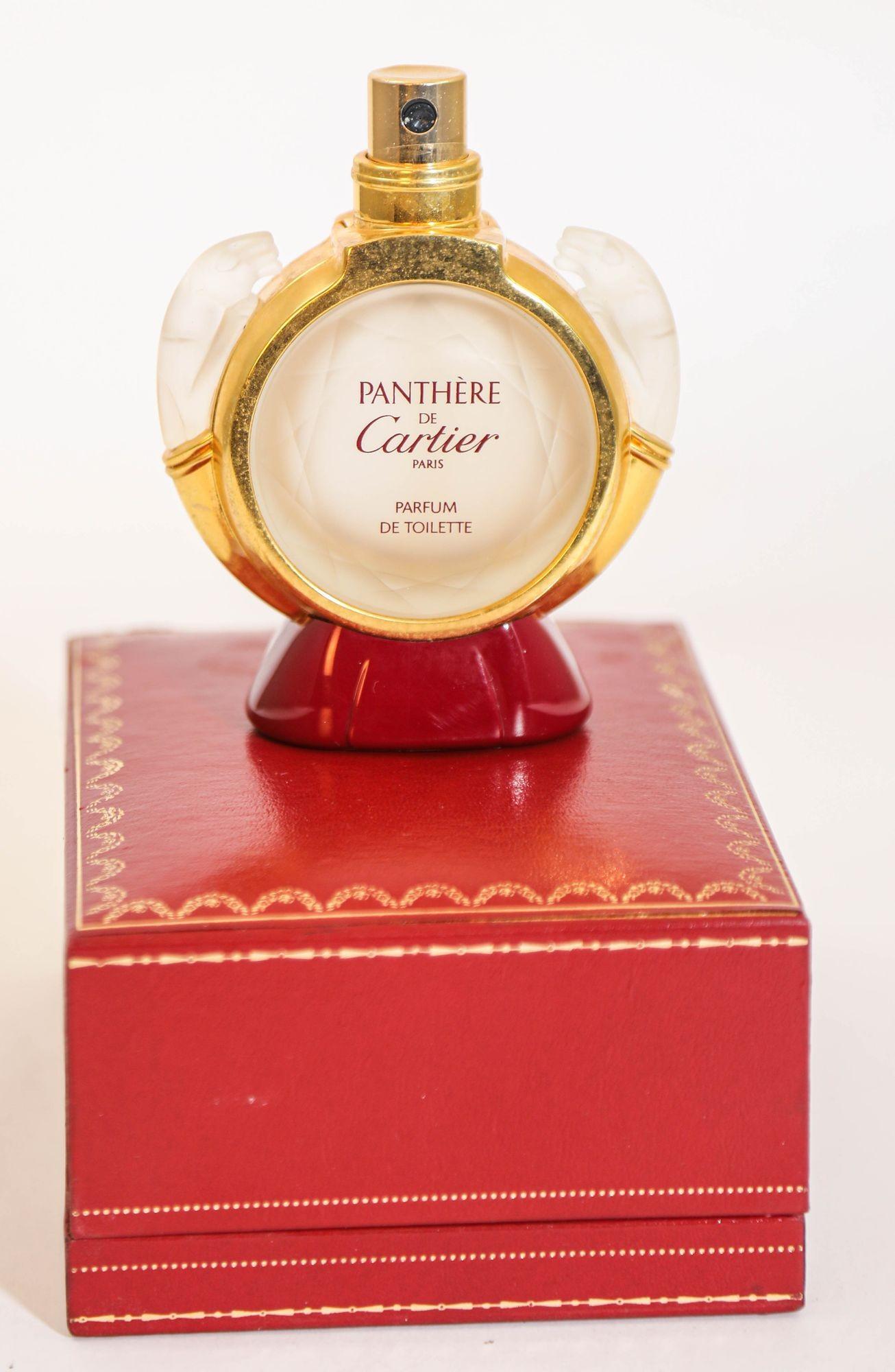 Panthere de Cartier Collectible Vintage Perfume Bottle in original Box Art Deco style.
It is vintage from the 1980s.
It is marked Cartier made in France.
Elegant, stately and timeless. It is a Cartier.
Box included in great condition.
Bottle: 4