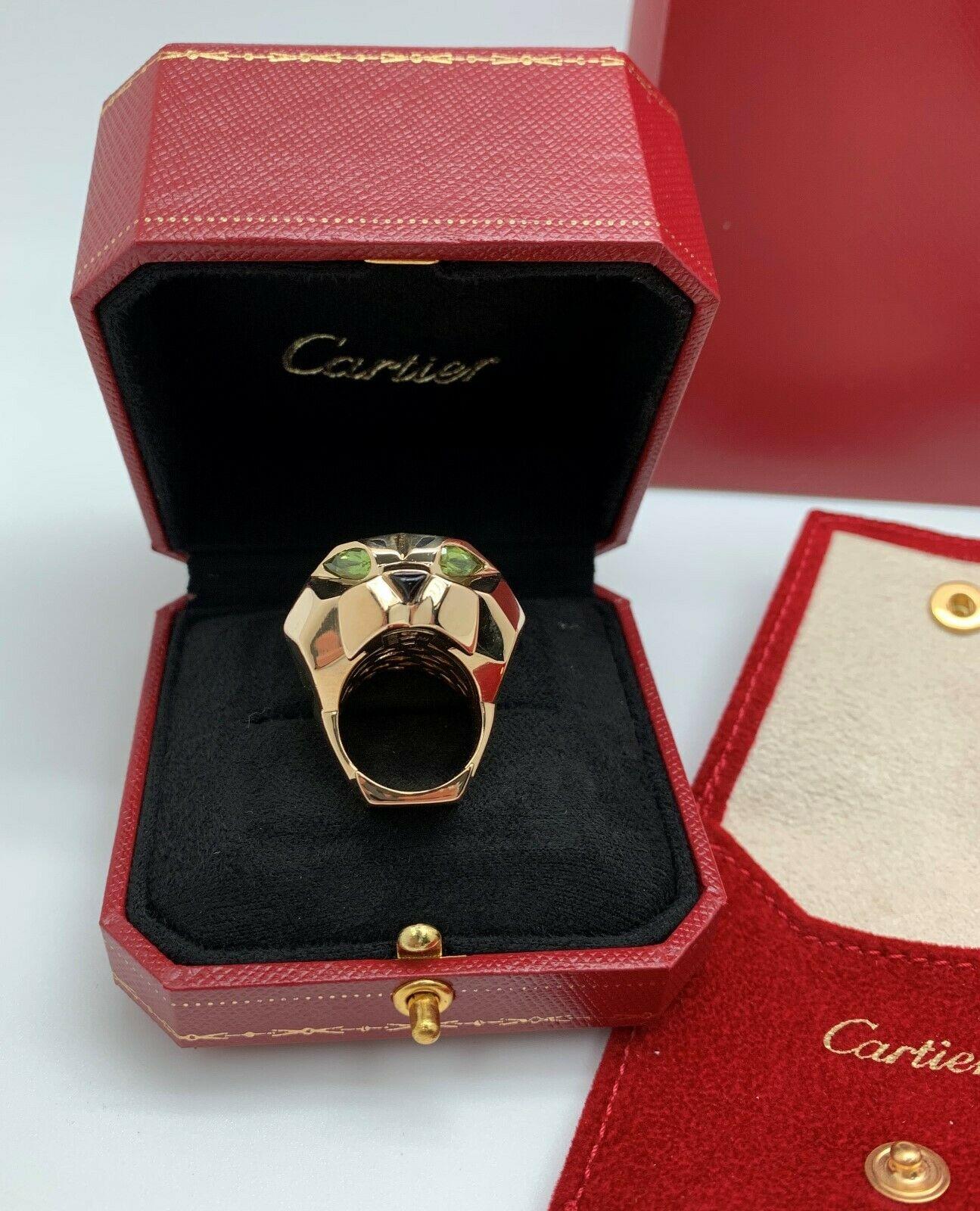 Panthère de Cartier Designer 18 Karat Yellow Gold Peridot Lacquer Panther Ring 2