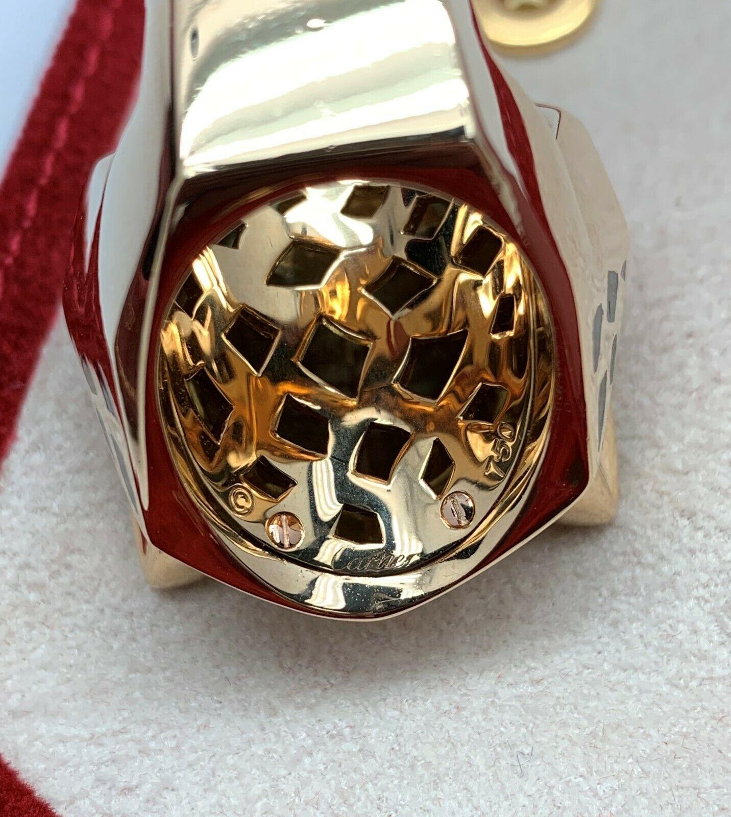 Panthère de Cartier Designer 18 Karat Yellow Gold Peridot Lacquer Panther Ring 3