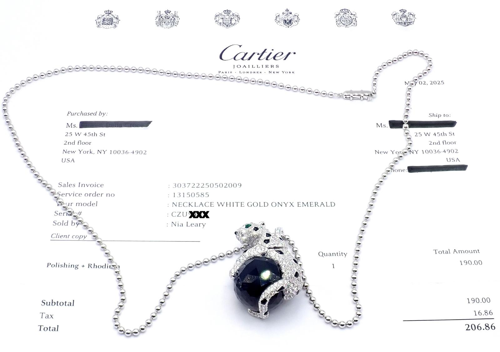 Collier pendentif Panthère de Cartier Panthère pavé de diamants, émeraudes et onyx grand format en vente 6