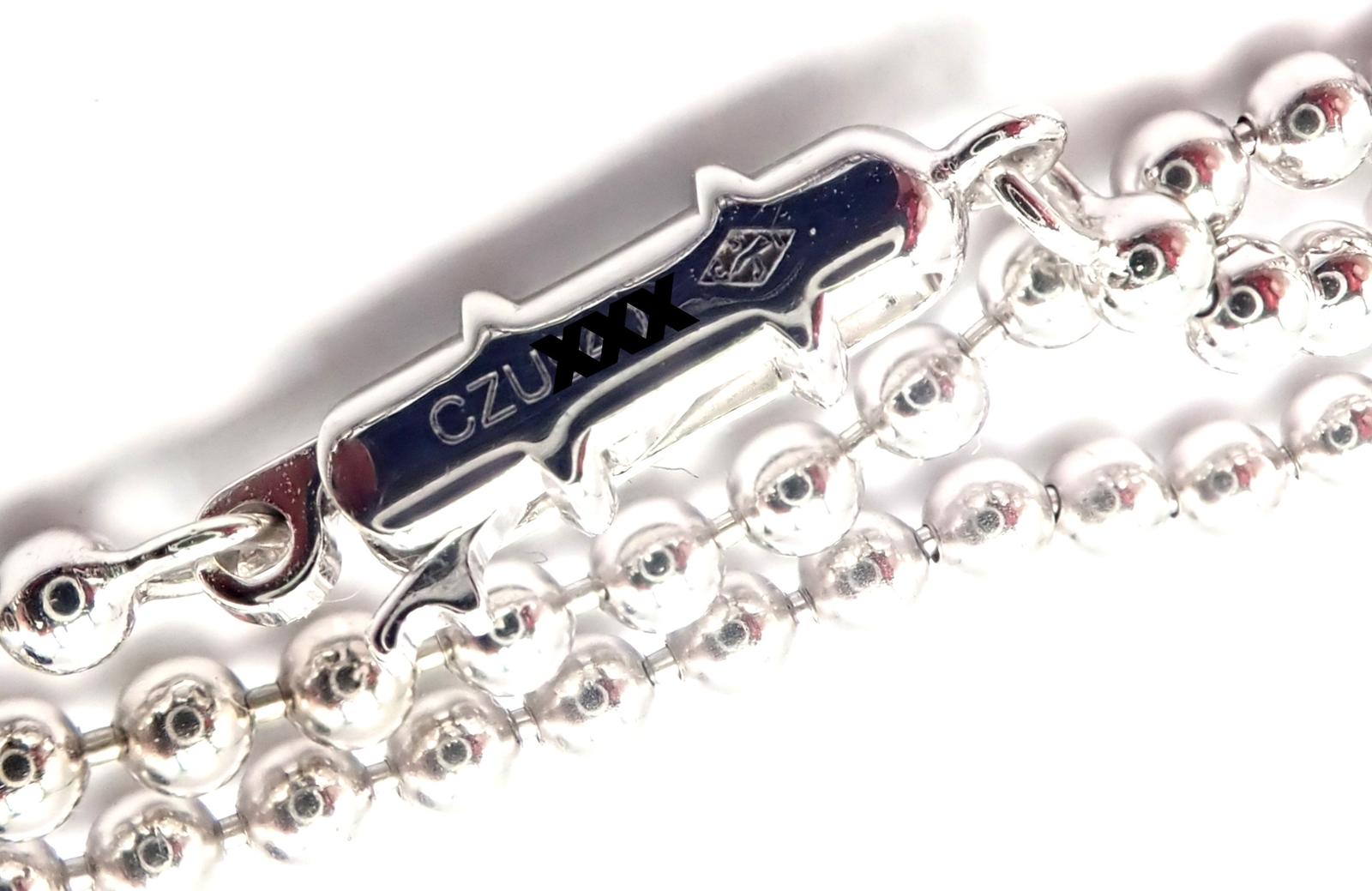 Collier pendentif Panthère de Cartier Panthère pavé de diamants, émeraudes et onyx grand format en vente 9