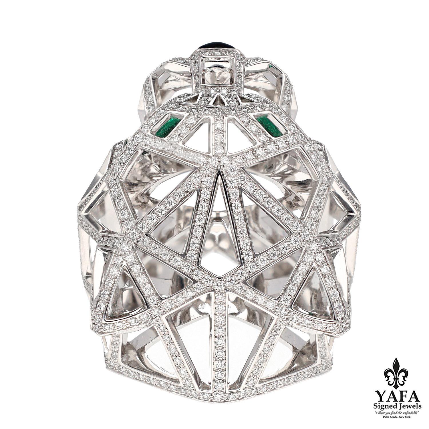 Panthère De Cartier Ring In Excellent Condition For Sale In New York, NY