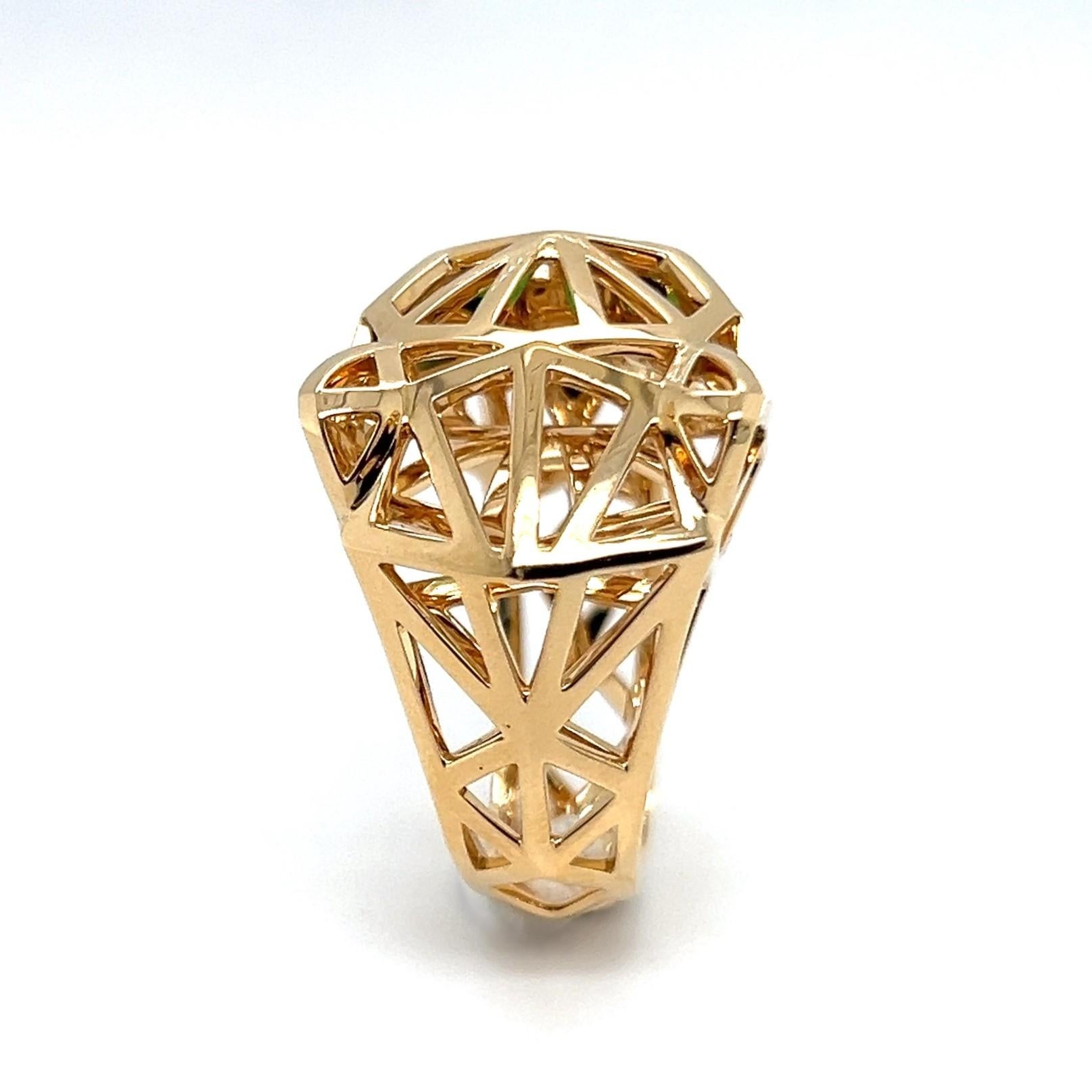 Modern Panthère de Cartier Ring in 18 Karat Yellow Gold with Tsavorite & Onyx