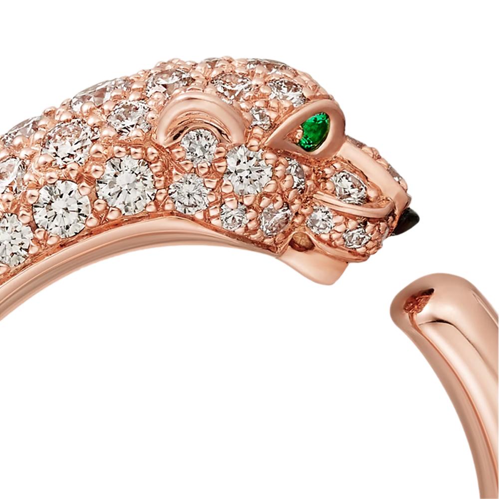Brilliant Cut Panthère de Cartier Ring with Diamonds, Emeralds & Onyx - 18K Rose Gold For Sale
