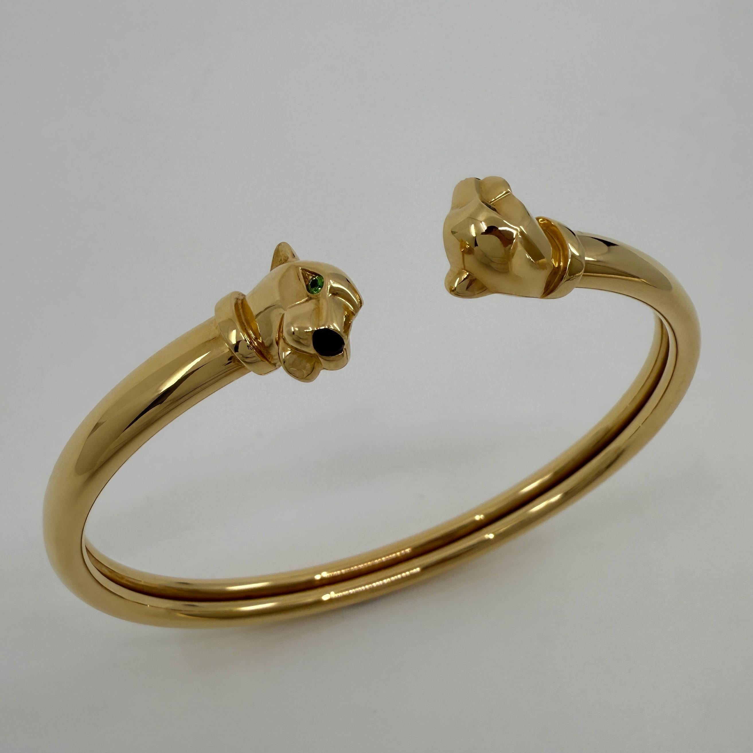 Panthere De Cartier Tsavorite Garnet & Onyx 18k Yellow Gold Cuff Bangle Bracelet In Excellent Condition In Birmingham, GB