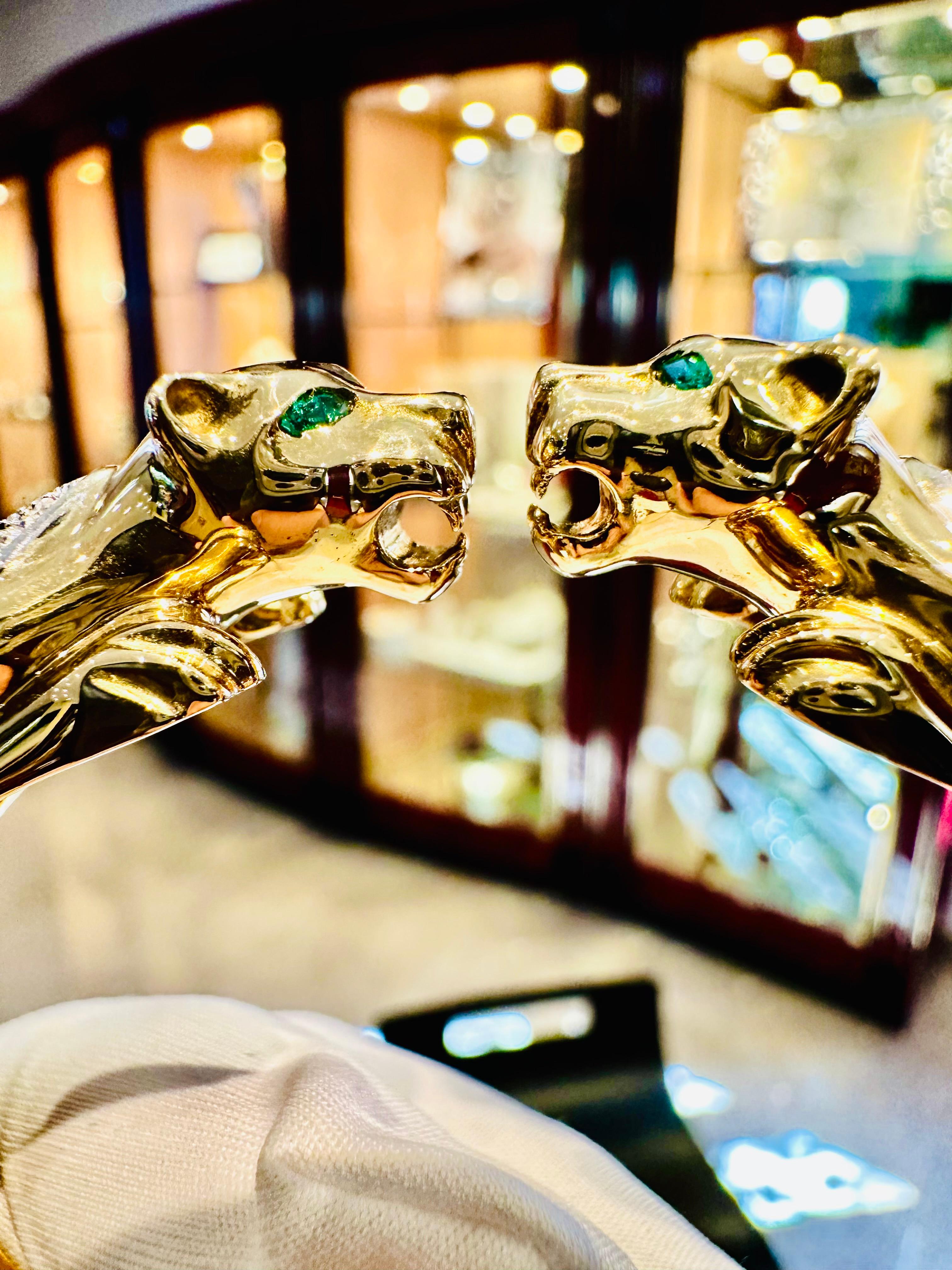 Panthère Royale - The Bracelet of Strength and Elegance For Sale 6