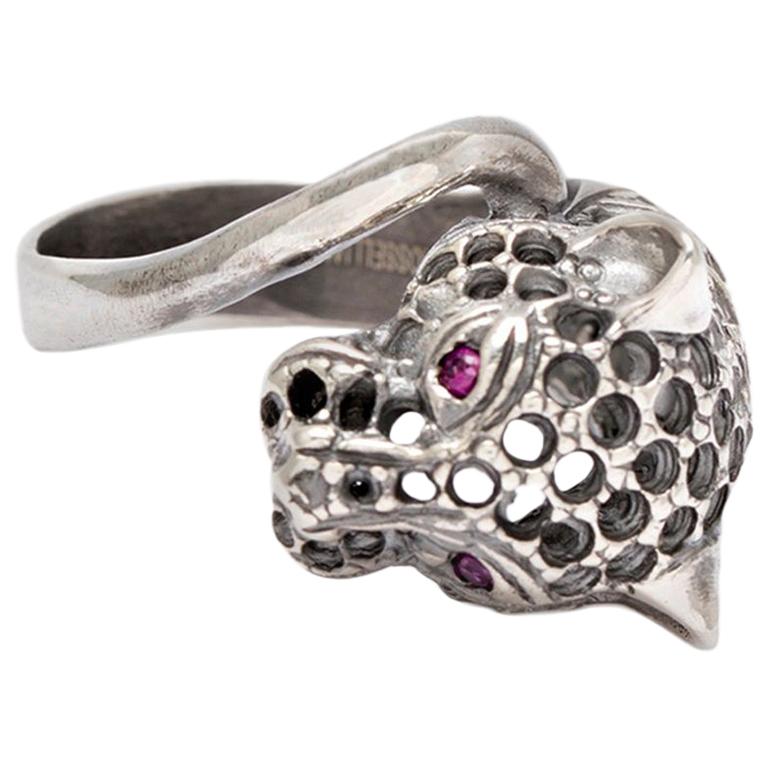 Panther's head Engagement Ring in Silver from IOSSELLIANI For Sale